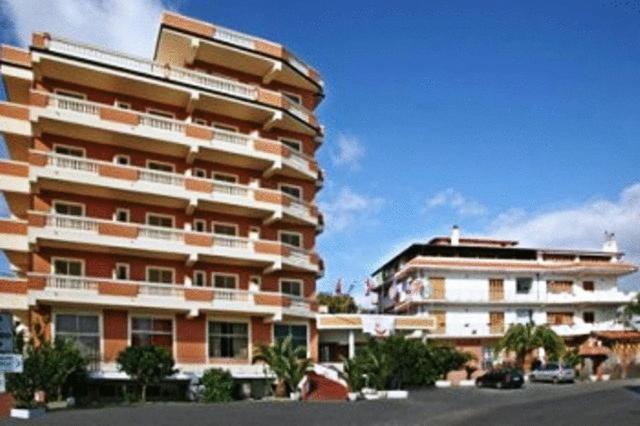 Hotel Casa Del Gourmet Siderno Extérieur photo